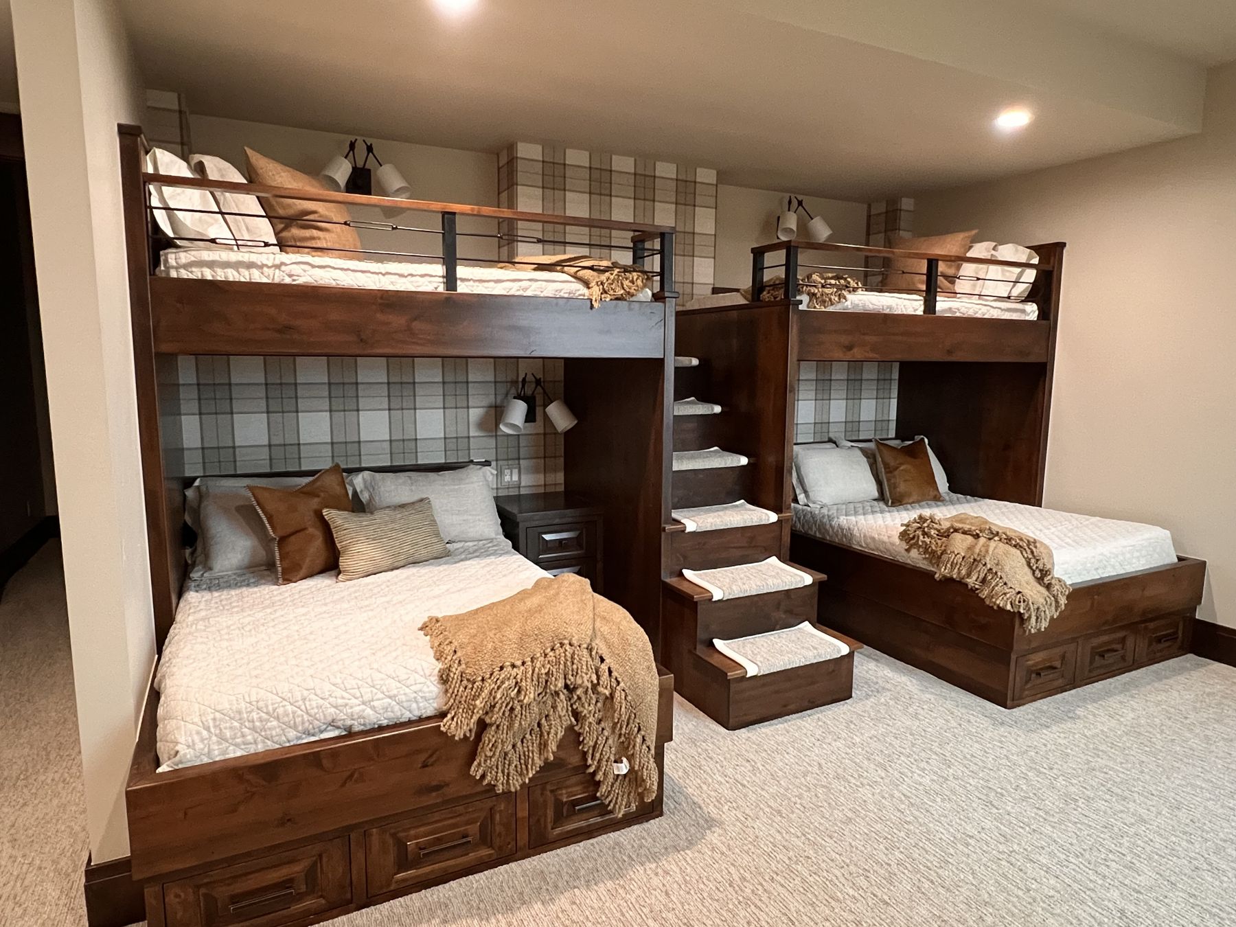 Built-in bunk beds with stairs